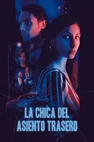 La chica del asiento trasero